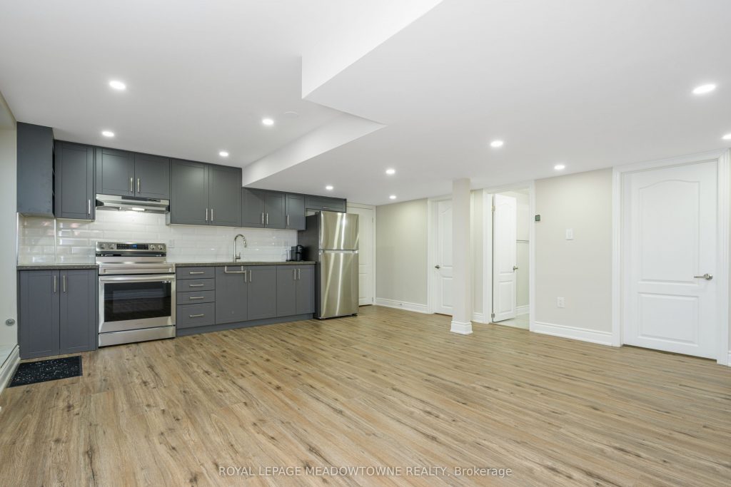 2-bedroom detached home for rent in Halton Hills — Bsmt - 54 Meadowglen Boulevard (Photo 1)