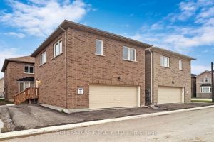 2-bedroom duplex home for rent in Markham — Coach - 4 Waterleaf Road