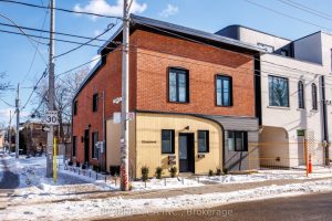 3-bedroom detached home for rent in Toronto — #Lower - 111 Boulton Avenue