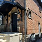 1-bedroom detached home for rent in Toronto — Lower - 17 Braemar Avenue (Photo 2)