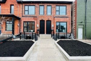 2-bedroom semi-detached home for rent in Toronto — Lower - 217 Euclid Avenue
