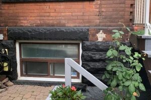 1-bedroom att/row/townhouse for rent in Toronto — Lower - 32 Fuller Avenue