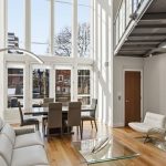 4-bedroom detached home for rent in Toronto — Main - 90 Madison Avenue (Photo 1)
