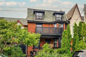 1-bedroom fourplex home for rent in Toronto — Main Floor U - 246 Euclid Avenue