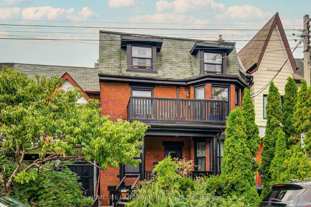 1-bedroom fourplex home for rent in Toronto — Main Floor U - 246 Euclid Avenue (Photo 1)
