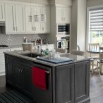 3-bedroom att/row/townhouse for rent in Oakville — Oakvill - 102 Burnhamthorpe Road E Road (Photo 2)