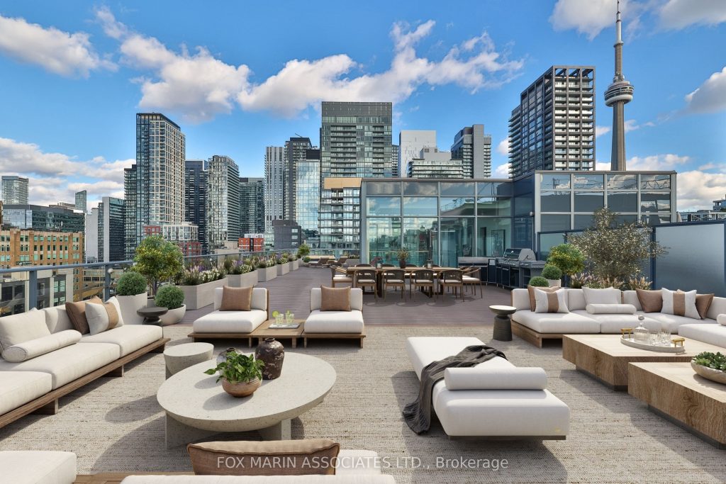 3-bedroom condo apartment for sale in Toronto — PH-02 - 478 King Street W (Photo 1)