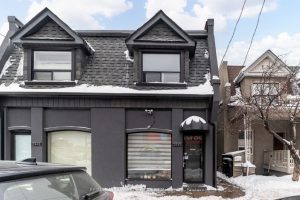 1-bedroom semi-detached home for rent in Toronto — Upper - 2443 Dundas Street W