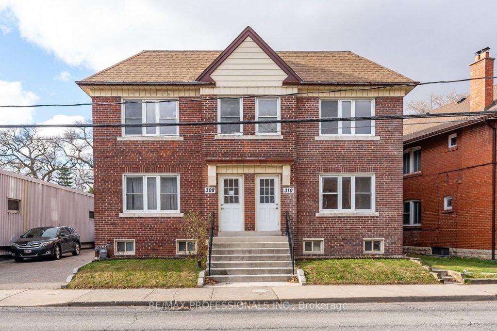 1-bedroom duplex home for rent in Toronto — Upper - 308 Jane Street (Photo 1)