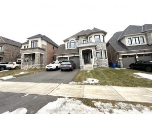 4-bedroom upper level home for rent in East Gwillimbury — Upper - 50 Meadow Vista Crescent