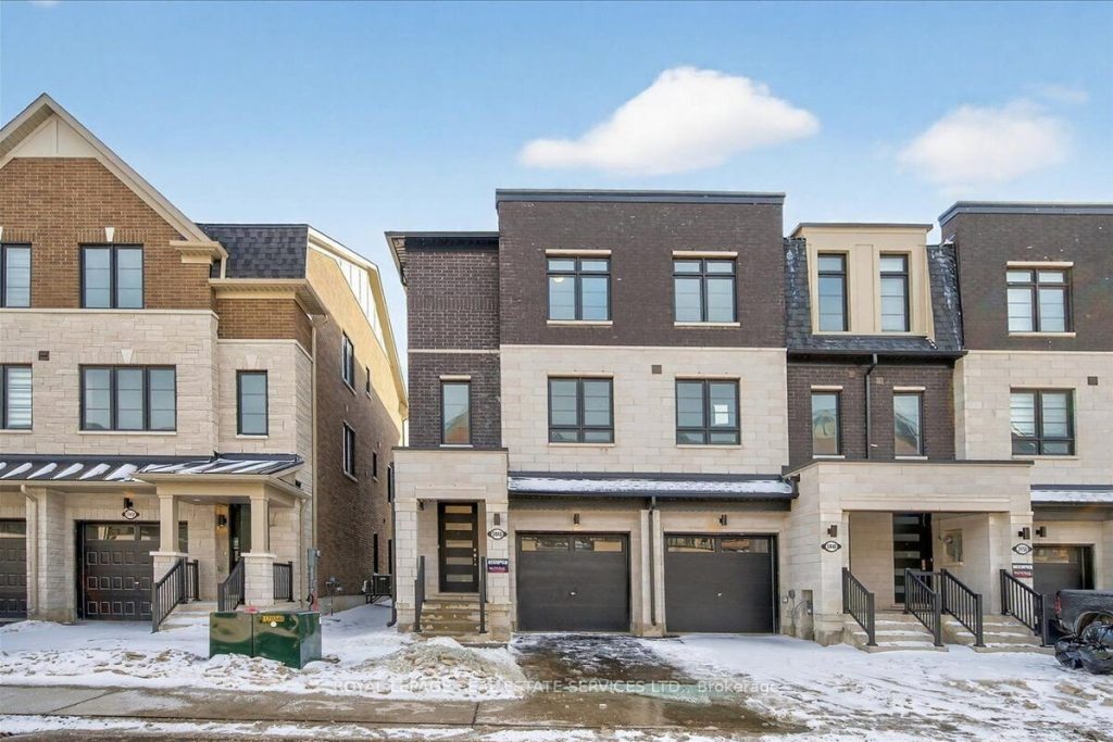 3-bedroom att/row/townhouse for rent in Mississauga — Upper - 5946 Saigon Street (Photo 1)