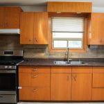 3-bedroom detached home for rent in Brampton — Upper - 67 Sutherland Avenue (Photo 4)