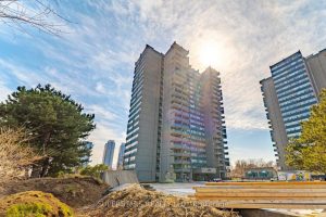 2-bedroom condo apartment for sale in Toronto — 1006 - 4101 Sheppard Avenue E