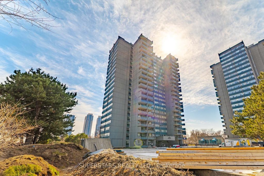 2-bedroom condo apartment for sale in Toronto — 1006 - 4101 Sheppard Avenue E (Photo 1)