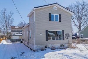 2-bedroom detached home for sale in Nipissing — 100 Campbell Avenue