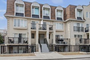 2-bedroom condo townhouse for sale in Toronto — 1013 - 85 George Appleton Way
