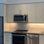 1-bedroom condo apartment for rent in Richmond Hill — 1013 - 85 Oneida Crescent (Photo 2)