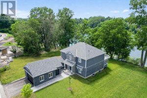 4-bedroom detached home for sale in Prince Edward County — 101 Villeneuve Drive