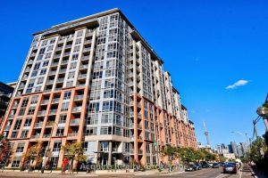 1-bedroom condo apartment for rent in Toronto — 1021 - 1 Shaw Street