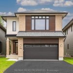 4-bedroom detached home for sale in Leeds And Grenville — 1027 De Pencier Drive (Photo 3)