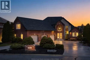 6-bedroom home for sale in Lakeshore — 1040 Chelsea Park Way
