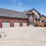 6-bedroom home for sale in Lakeshore — 1040 Chelsea Park Way (Photo 2)
