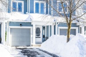 3-bedroom condo townhouse for sale in Ottawa — 106 - 335 Hillsboro Private
