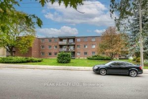 2-bedroom condo apartment for sale in Waterloo — 106 - 4 Avalon Place