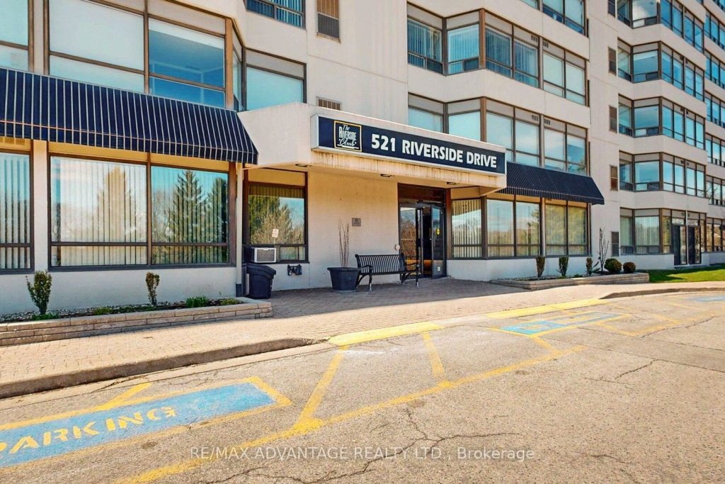 2-bedroom condo apartment for sale in Middlesex — 106 - 521 Riverside Drive (Photo 1)