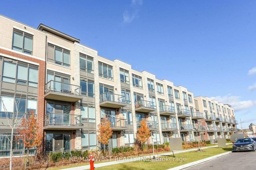 1-bedroom condo apartment for sale in Brampton — 106 - 95 Attmar Drive (Photo 1)