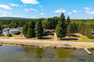 4-bedroom detached home for sale in Bonnechere Valley — 1077 Lake Clear Road