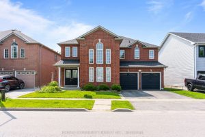 4-bedroom detached home for sale in Durham — 1081 Langford Street
