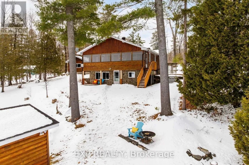 3-bedroom home for sale in Lanark Highlands — 1094 Snye Road (Photo 1)