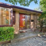 4-bedroom detached home for rent in Oakville — 1095 Linbrook Road (Photo 2)
