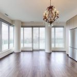 2-bedroom condo apartment for sale in Toronto — 109 - 293 The Kingsway N/a (Photo 4)