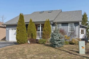 2-bedroom detached home for sale in Kawartha Lakes — 10 Olympia Court