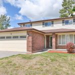 4-bedroom home for sale in Belleville — 10 Valleyview Crescent (Photo 5)