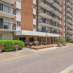 3-bedroom home for rent in Windsor — 1101 - 8591 Riverside Drive (Photo 4)