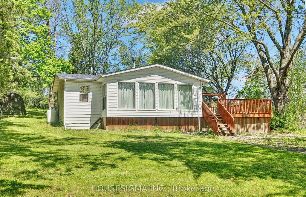 3-bedroom detached home for sale in Peterborough — 1106 Island View Dr. Drive (Photo 1)