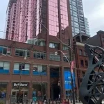 1-bedroom condo apartment for sale in Toronto — 1107 - 393 King St. W N/a (Photo 1)