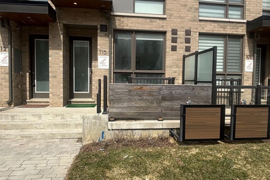 4-bedroom att/row/townhouse for sale in Toronto — 110 Green Gardens Boulevard (Photo 1)