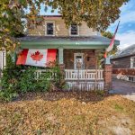 4-bedroom detached home for sale in Peterborough — 112 Lansdowne Street W (Photo 2)