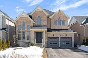 4-bedroom detached home for sale in Simcoe — 112 Turner Drive