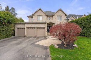 4-bedroom detached home for sale in York — 112 Tyler Street