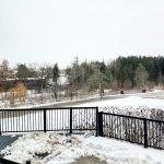 2-bedroom condo townhouse for sale in York — 113 - 10 Steckley House Lane E (Photo 1)