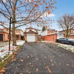 3-bedroom detached home for sale in Simcoe — 113 Garden Drive (Photo 2)