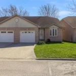 2-bedroom home for sale in Tecumseh — 11581 Leathorne Street (Photo 1)