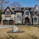 5-bedroom home for sale in Mississauga — 1165 Garden Road (Photo 1)