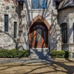 5-bedroom home for sale in Mississauga — 1165 Garden Road (Photo 2)