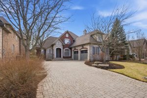 4-bedroom detached home for sale in Halton — 1175 Riverbank Way